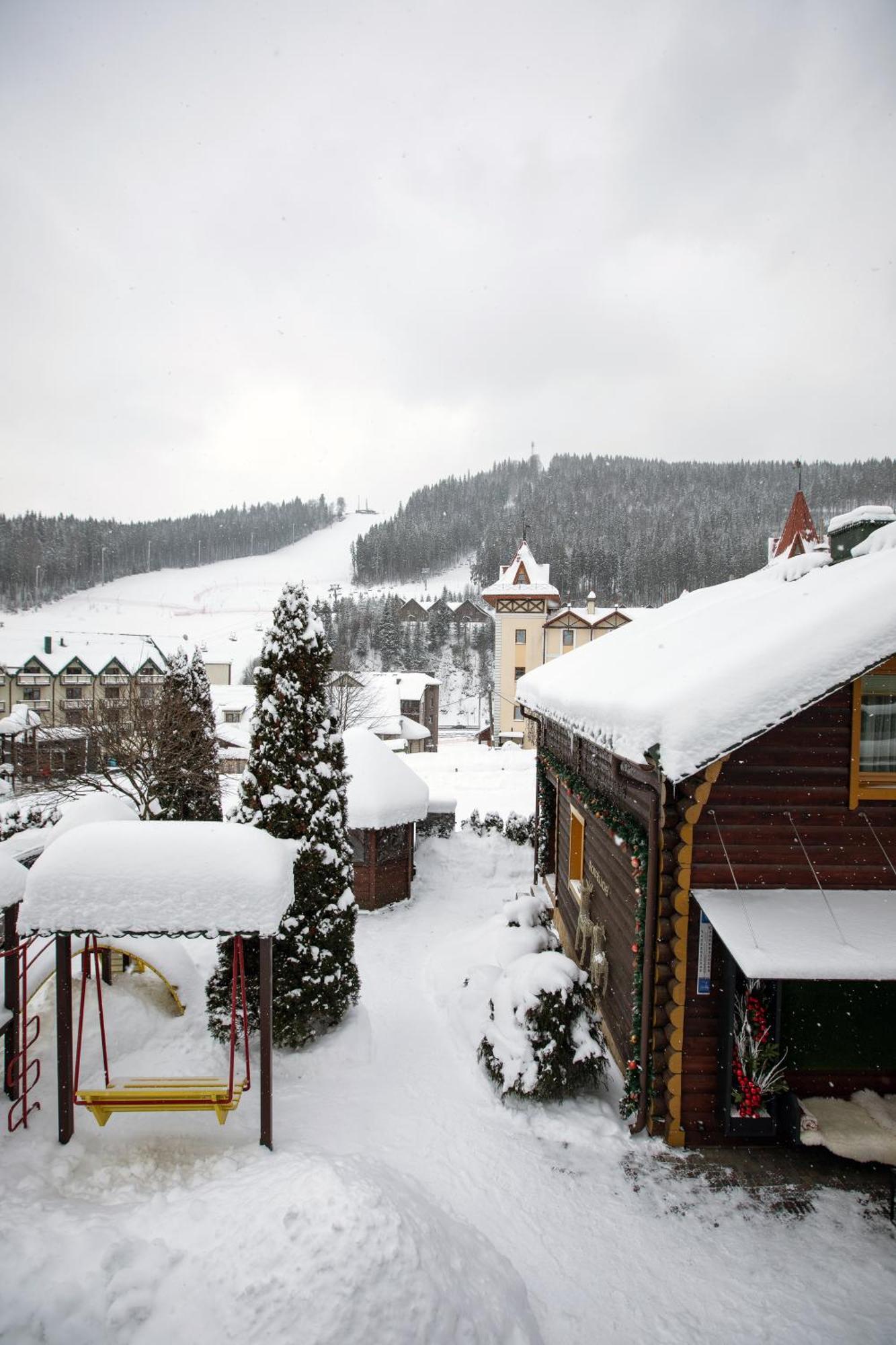 Korona Hotel&Spa Bukovel Dış mekan fotoğraf